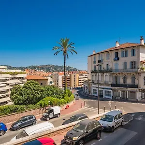 cannes-center-5mn-palais-plages-croisette.fr-provencehotel.com/