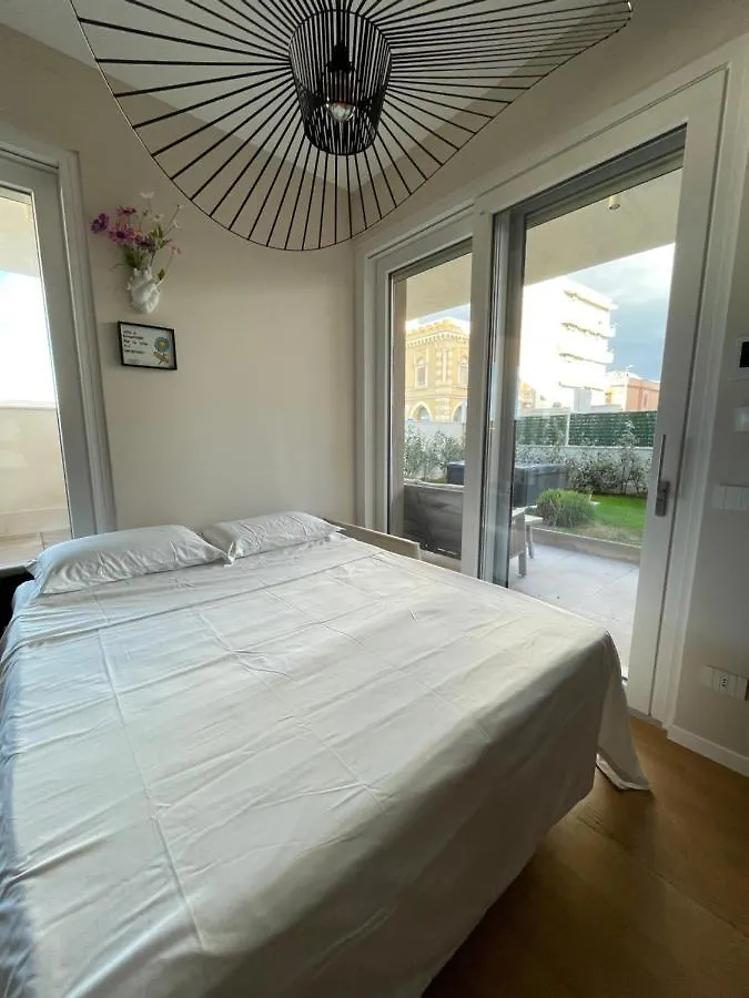 Lucia'S House Apartment Bari